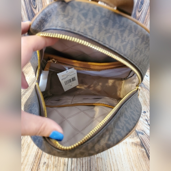 children's louis vuitton backpack Pre Owned Monogram Canvas Moon – Day's Jewelers This Chic City Backpack Parker leather backpack HSSTU1BP1-BLK Leather:Pitch Black